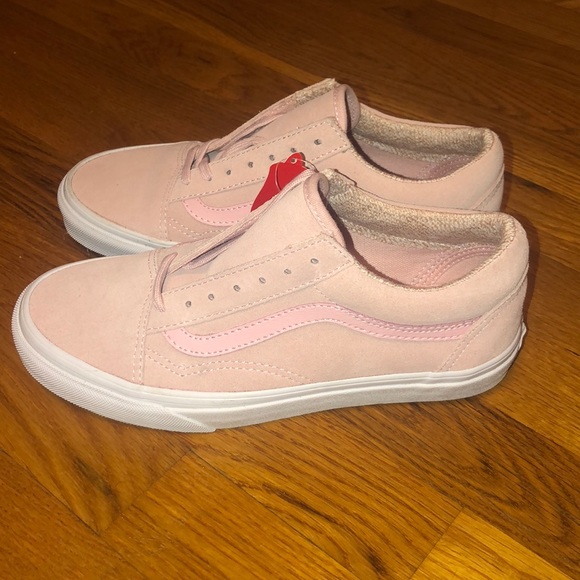 Vans Shoes - NEW rose Vans women’s 7.5 / Men’s 6